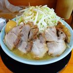 ラーメン 盛太郎 - チャーシュー麺（野菜マシマシ）840円