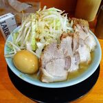 ラーメン 盛太郎 - チャーシュー麺（野菜マシマシ）840円