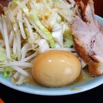 ラーメン 盛太郎 - チャーシュー麺（野菜マシマシ）840円