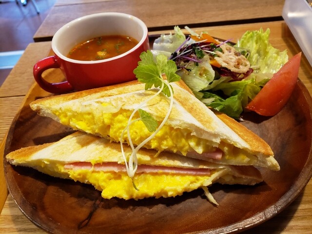 移転】すいーつ ねこじ （Sweets Nekoji） - 上越妙高/カフェ | 食べログ