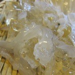 田吾作 - 生け造りなので超新鮮です。