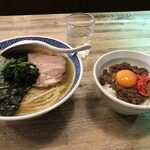 豚骨醤油家系ラーメン 達磨堂 - 料理写真:料理