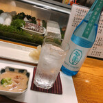 鮨いわまる - ドリンク写真:麦焼酎ソーダ割で乾杯！ お通しの 魚介のクリームシチューが絶品でした！(冬季限定)