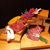 焼肉 にくなべ屋 神戸びいどろ 北野坂店 - 