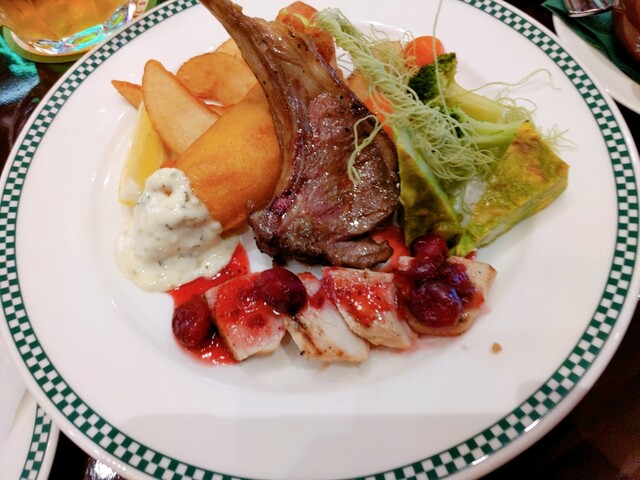 フィネガンズ バー グリル Finnegan S Bar Grill 桜島 西洋各国料理 その他 食べログ フィネガンズ バー グリル Finnegan S Bar Grill 桜島 西洋各国料理 その他 食べログ