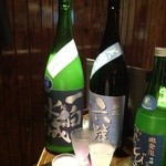 穂のか - ビンを3本持ってきて注いで頂けます。