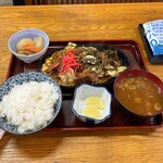 角忠 - 焼きそば定食650円