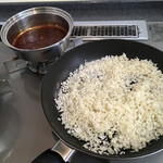 KINOKUNIYA - 伊カルナローリ(carnaroli)米を玉ねぎと一緒に軽く炒める