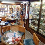 むらい萬香園 - 店内