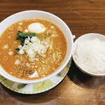 麺処 悟空 - 坦々麺(ライス付き)　900円