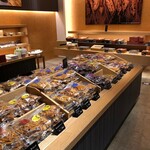 芋屋金次郎 - 販売商品
      訪問時期は8月下旬