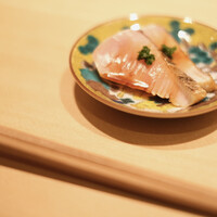 恵比寿 鮨 ふじまさ - 鰆の藁焼き