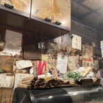 焼豚とし - 焼豚とし店内