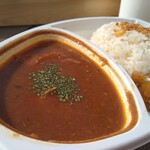 丘の上のカフェ～Heuvel～ - フーヴェルカレー(800円)