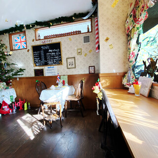 ポリー プット ザ ケトル オン_2