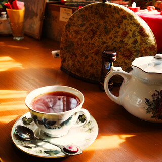 ポリー プット ザ ケトル オン_0