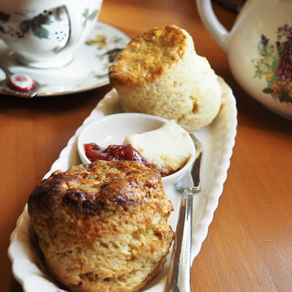 ポリー プット ザ ケトル オン_1