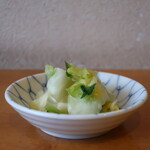 醍醐 - お通しの白菜の漬物