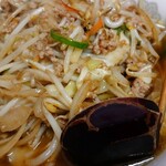 大東飯店 - 実物みると量に驚き桃の木、最初の木。