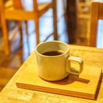 h HAGI CAFE  - 