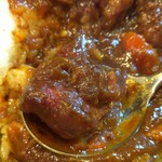 中華料理 鳳凰 - またまた出てきましたよ。サーロイン男爵様！　まだまだゴロゴロっと出てきます。