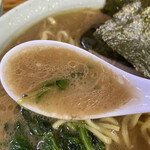 Ramen Rokkakuya - クリーミーなスープ
