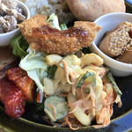 カメイノ食堂 - クラムチャウダー　お惣菜側2