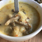 カメイノ食堂 - 具沢山のクラムチャウダー