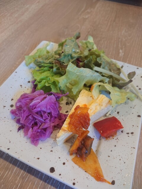 西口キッチン ひつじのはね 福島 カフェ 食べログ