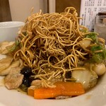 南海飯店 - かたい焼ソバの麺