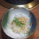Karubi Taishou - ランチのサラダ