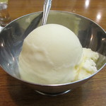 トキ - レモンスカッシュのおまけのアイスクリーム