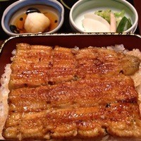 五代目 野田岩 麻布飯倉本店 - 鰻重：萩（かつての梅？）