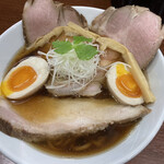 麺処 うきとみ - 魚介しょうゆそば大盛、煮干し油Ver.