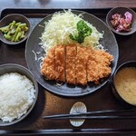 阿佐佳 - ランチ　ロースカツ定食