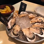 GUMBO AND OYSTERBAR - 生牡蠣