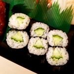 寿司と炉端焼 四季花まる - かっぱ巻き