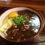 飯や うちごはん - カレーうどん（中にチーズご飯が入ってる）