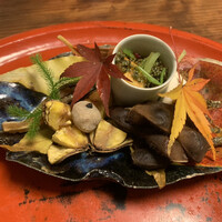 草喰 なかひがし - 