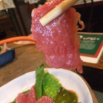 ラムハウス・ケケレ - 生のラムの刺身のアップ　【　２０１２年８月　】