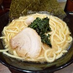 横浜家系ラーメン 金山家 - 