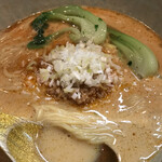 担担 四条本店 - 担担麺(並) アップ