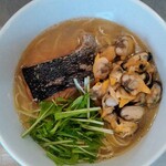 ラーメン大木戸 - アサリとムール貝のらーめん900円
