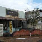 マニマニ ザ ファクトリーズ - お店の前から　11/30