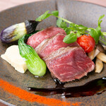 ■Kuroge Wagyu Beef Rump Roti with Seasonal Vegetables ~With Madeira Sauce~