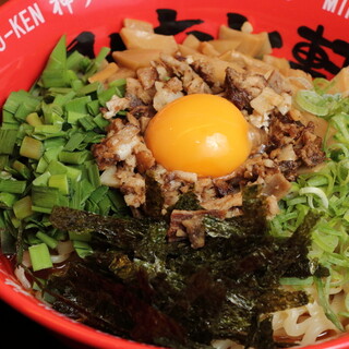 “Aburasoba (Oiled Ramen Noodles)” allows you to enjoy the flavor of the noodles directly. Addictive at once