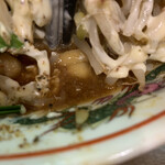 自家製麺 まさき - 【2020.11.28】丼下のタレ。