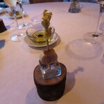 オーベルジュ・オー・ミラドー - 金華豚の生ハムとクリームチーズ、クミンシード