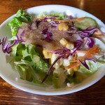 伊太利亭 - ★平日限定ツインランチ（990円）★サラダ（大根ドレッシングかかってます