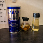 豚星。 - 卓上調味料